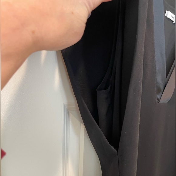 Women’s Deep V Neck Sexy Sleeveless with Satin Trim - Picture 4 of 6